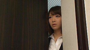 Mayu Kamiya gets cum in mouth with orgasm joy