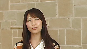 Slutty idol Kaori Kirishima strokes a curvy dick